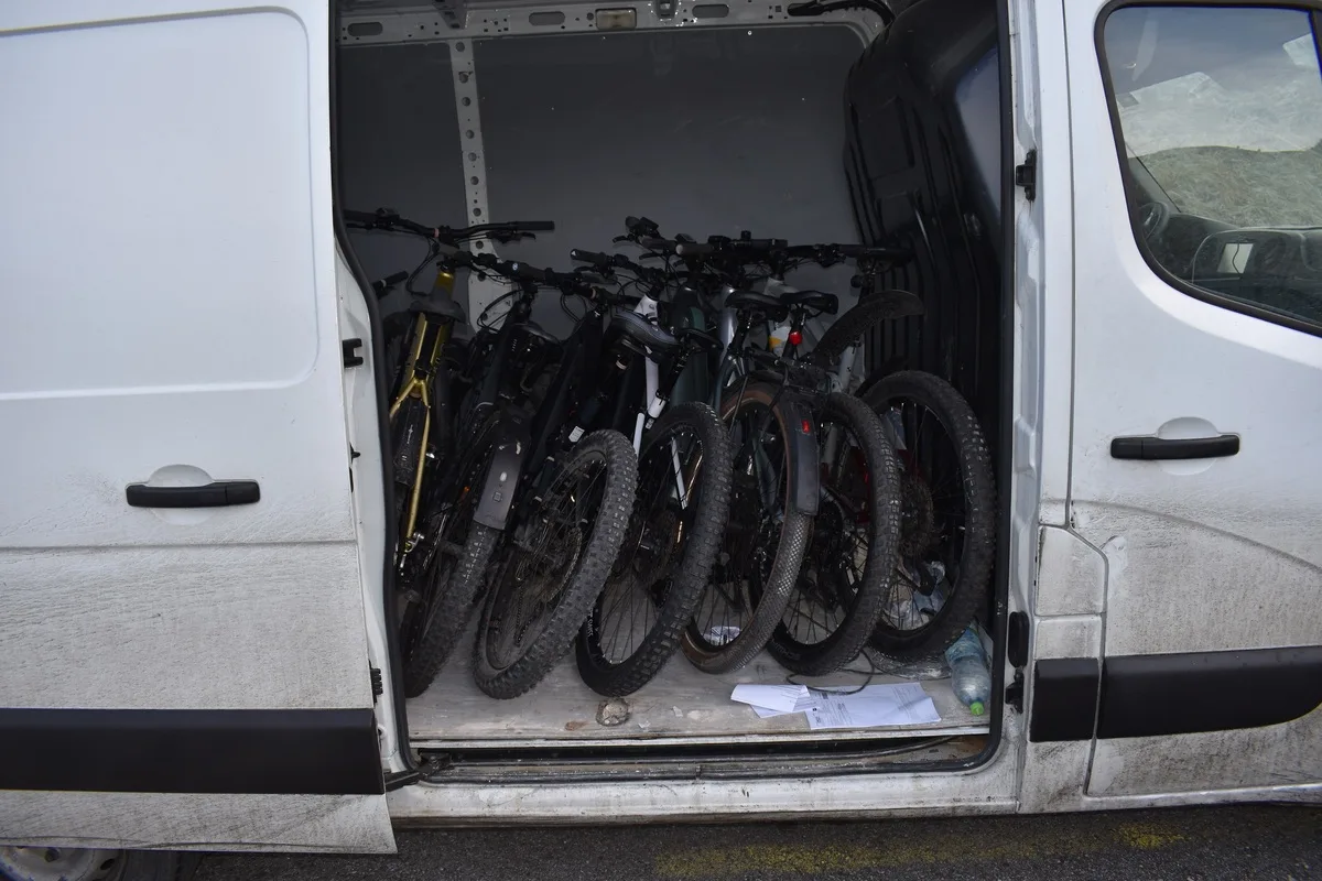 Schaanwald FL - Zehn mutmasslich gestohlene E-Bikes vom BAZG entdeckt 