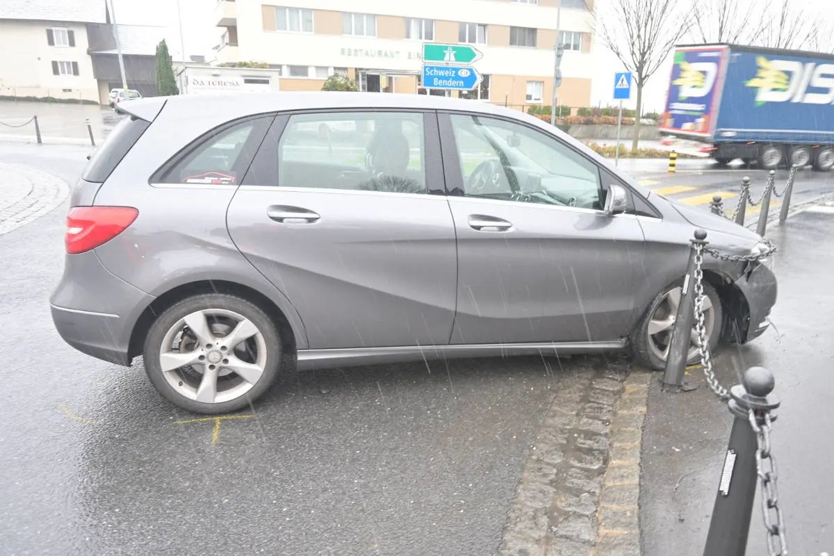 Eschen – In fahrunfähigen Zustand Selbstunfall verursacht