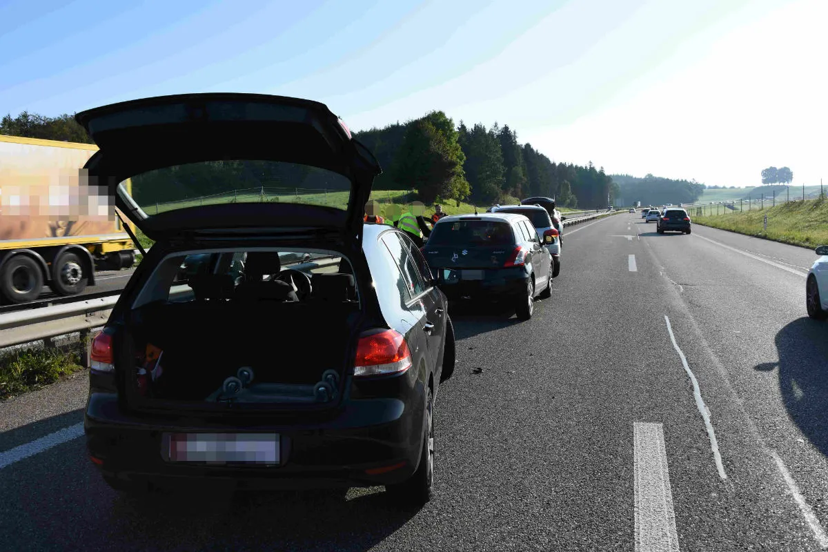 Gossau SG - Autofahrerin bei Auffahrkollision verletzt