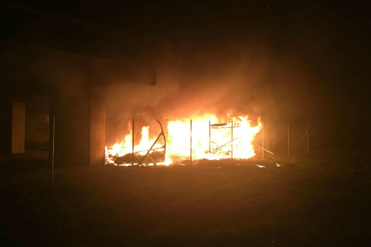 Kerzers FR - Brand von mehreren Fahrzeugen