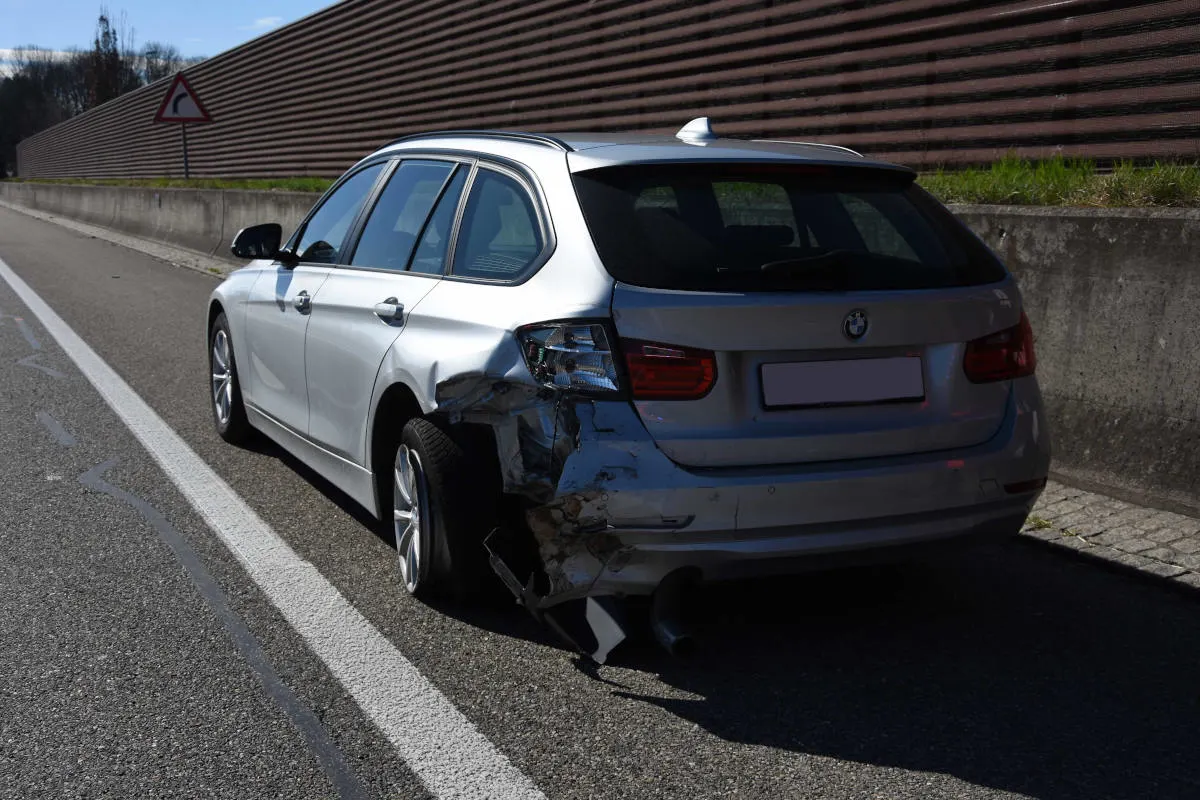 Widnau SG – Angetrunken Blechschaden verursacht