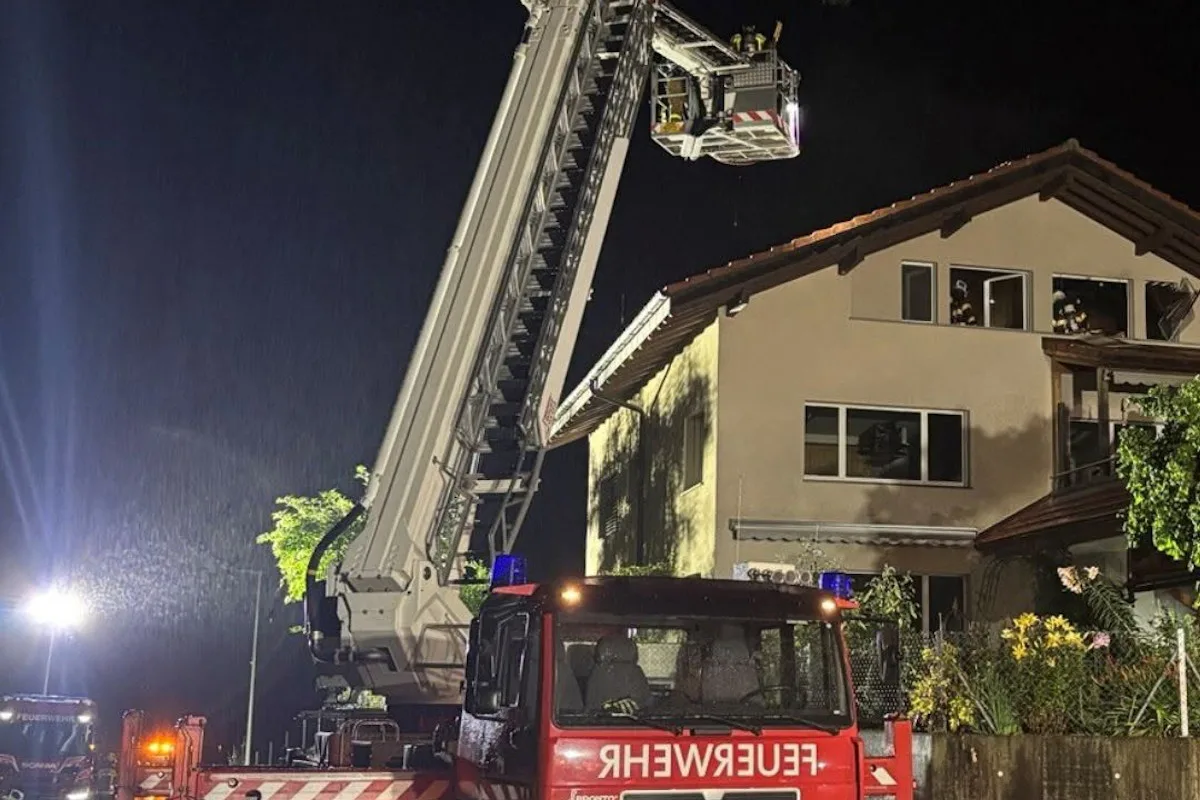Melchtal OW – Brand in Dachstock nach Blitzeinschlag