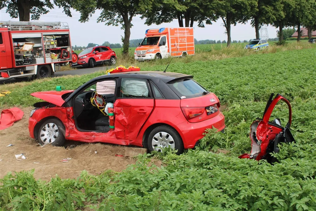 Hille – Drei Personen bei Unfall mit Audi verletzt