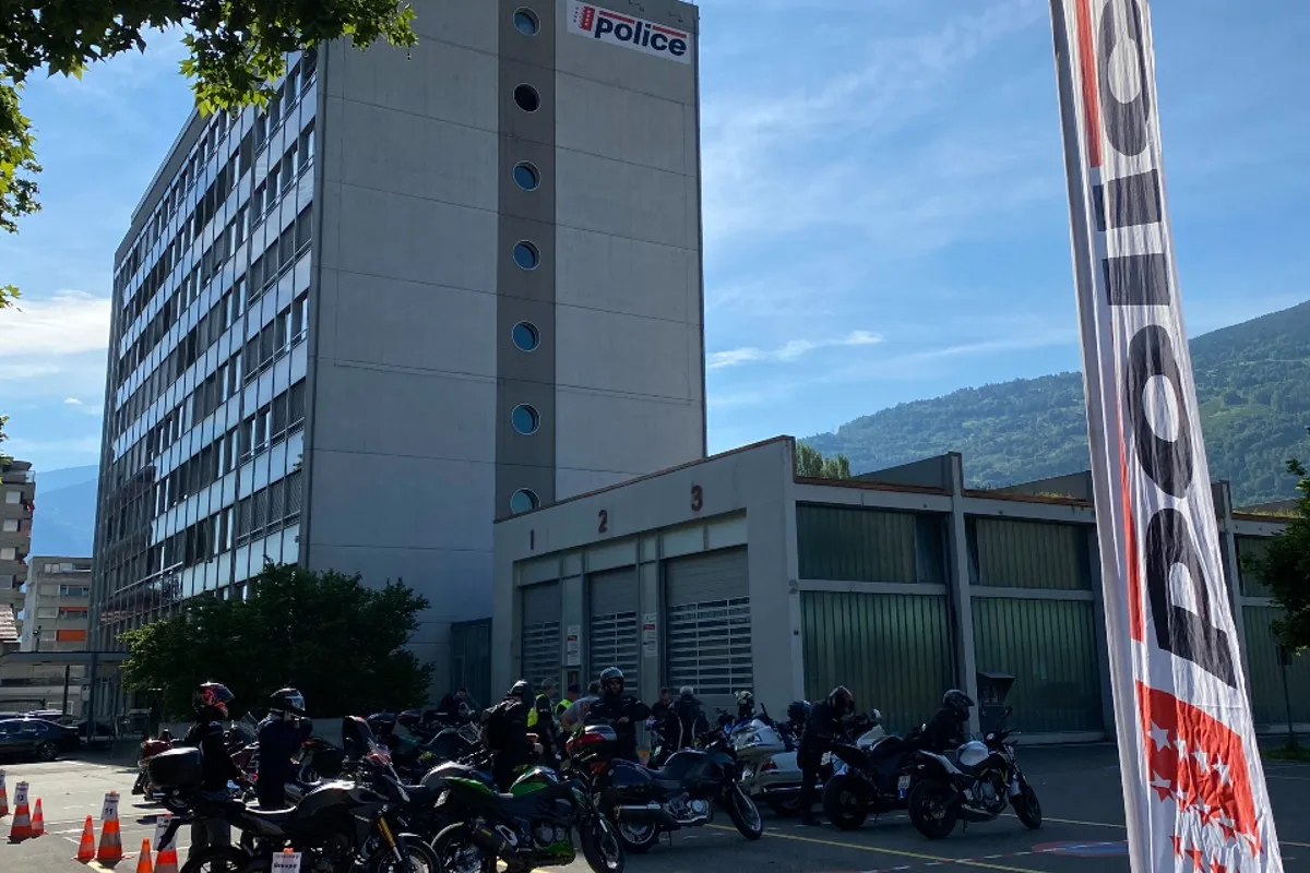 Wallis - Prävention und Organisation einer Rallye für Motorradfahrer 