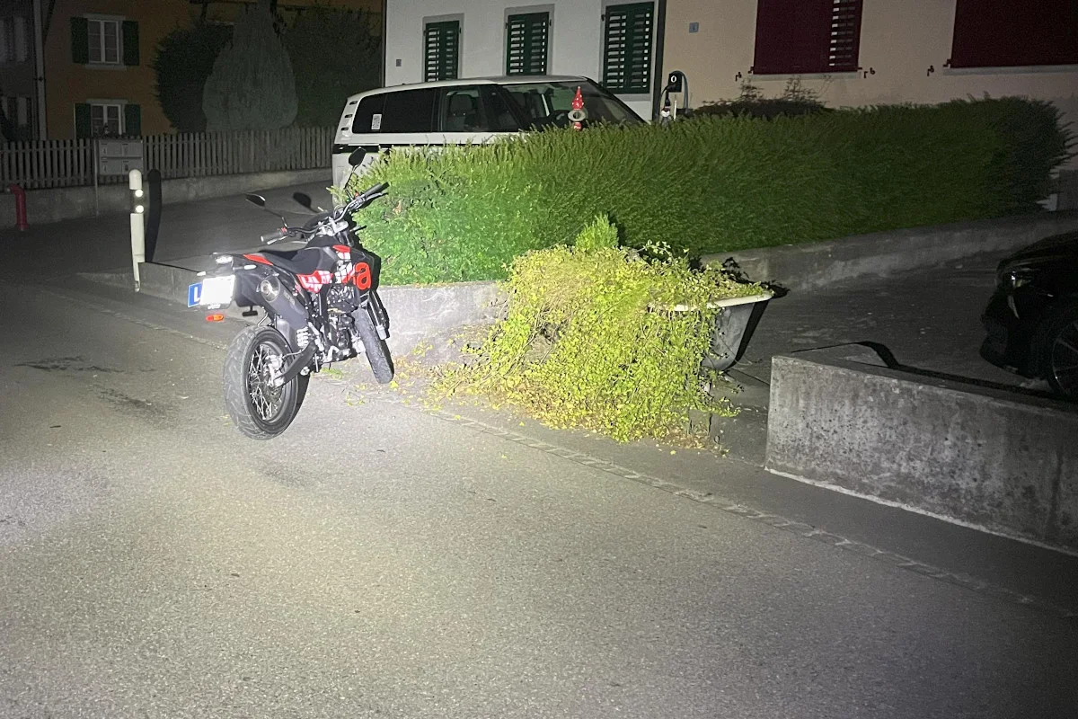 Unfall in Zufikon AG – Motorrad-Lernfahrer bei Sturz verletzt