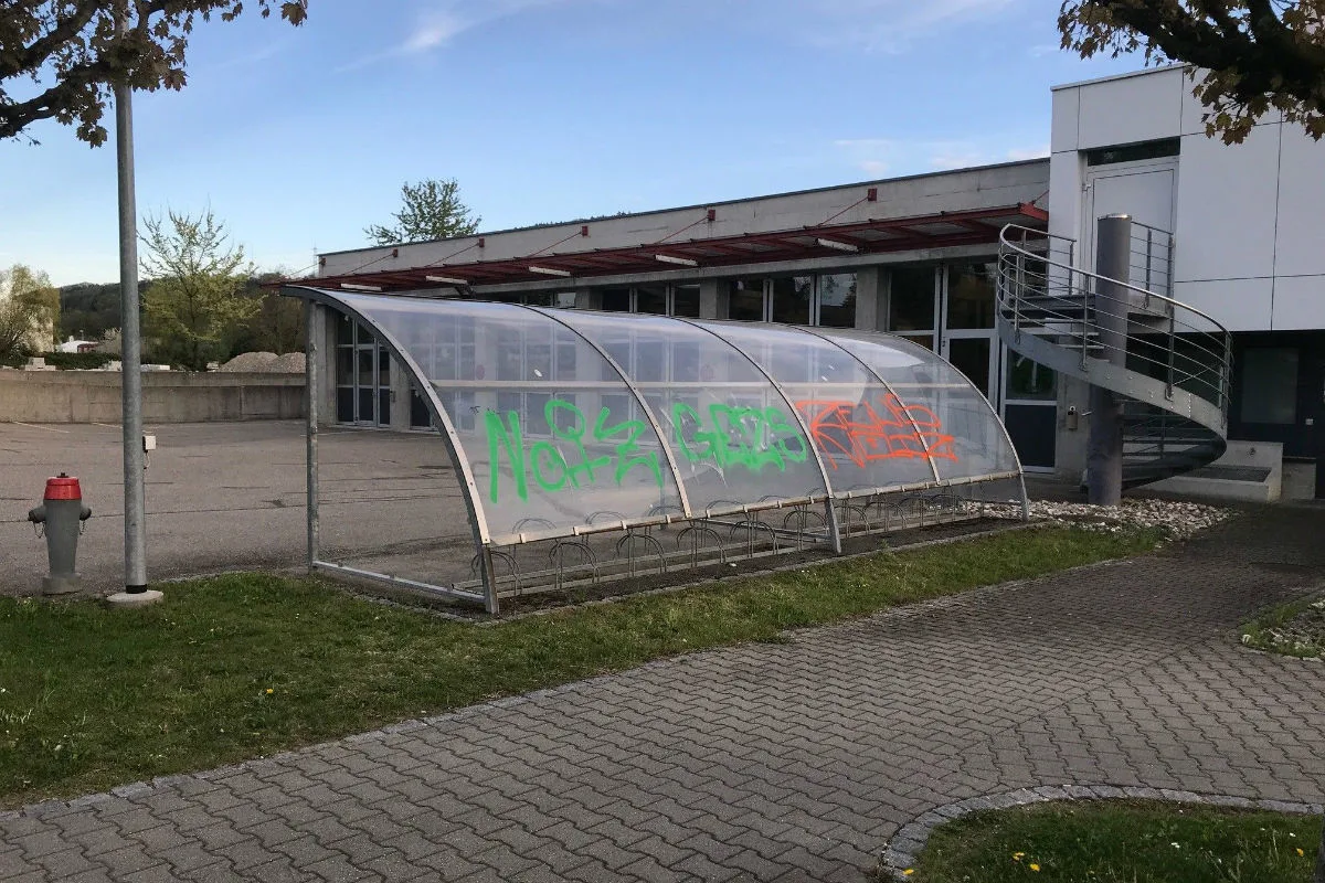 Stein AG - Private Party artete aufgrund Hinweis auf Instagram aus / Zeugenaufruf
