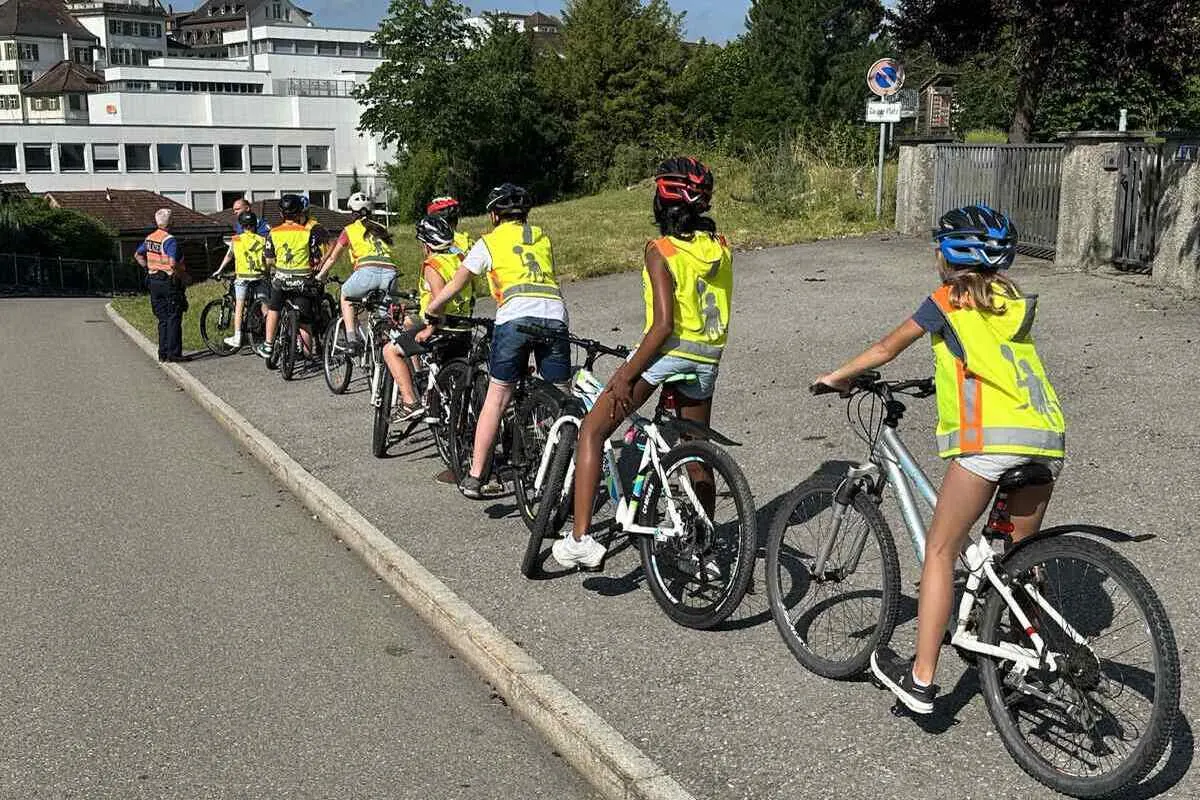 Herisau AR – 255 Sechstklässler absolvieren Radprüfung