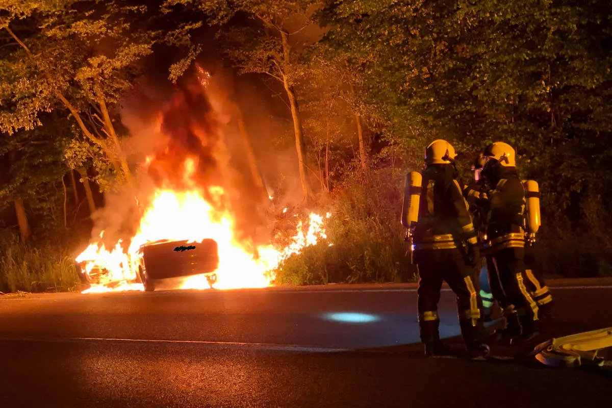 Schwelm – PKW-Brand nach Verkehrsunfall