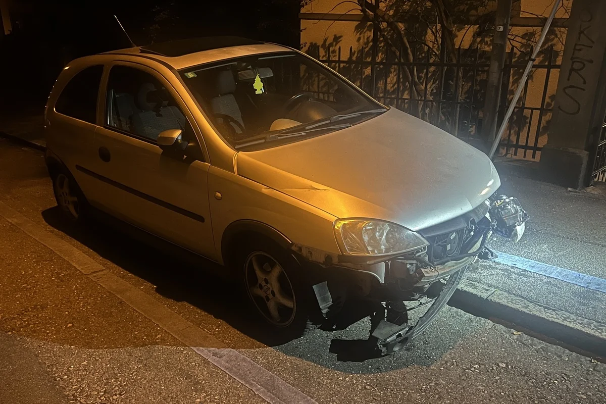 St.Gallen - Fahrunfähiger Autofahrer nach Unfall aggressiv 