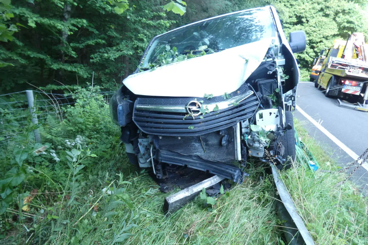 A28 Oldenbrug – Unfall mit 1,9 Promille auf Autobahnparkplatz