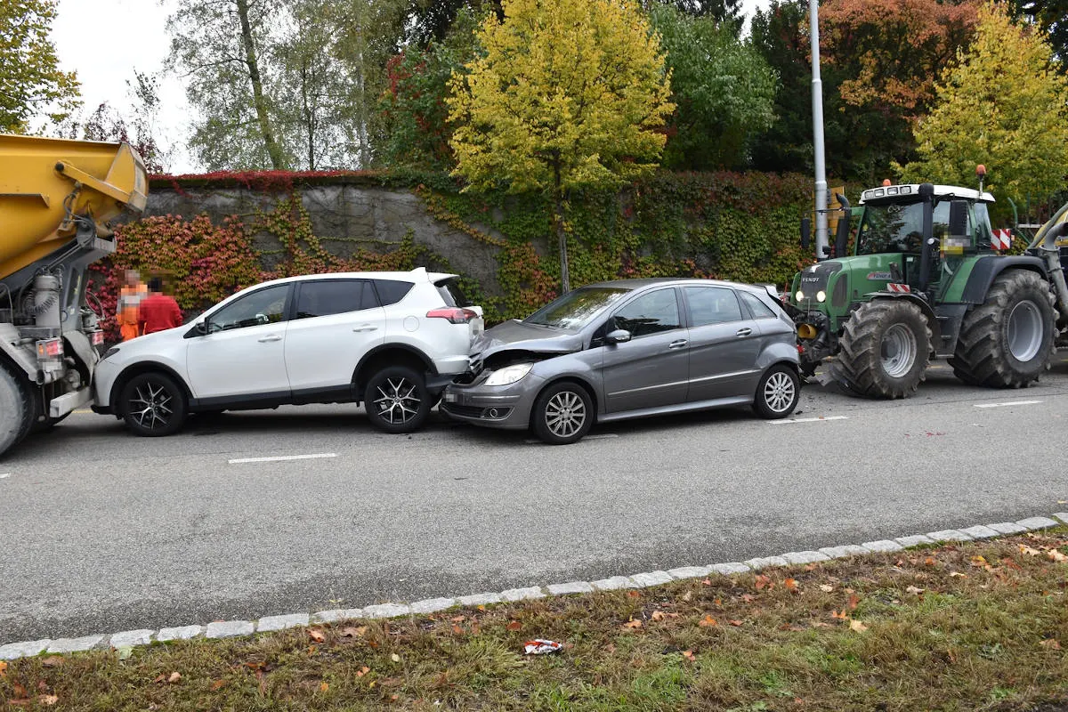 Unfall in Solothurn – Auffahrkollision mit vier Fahrzeugen