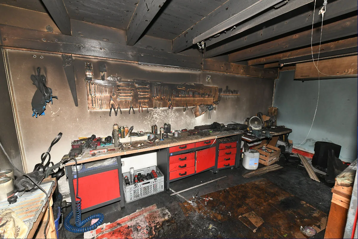 Schwellbrunn AR – Roller in Werkstatt in Brand geraten