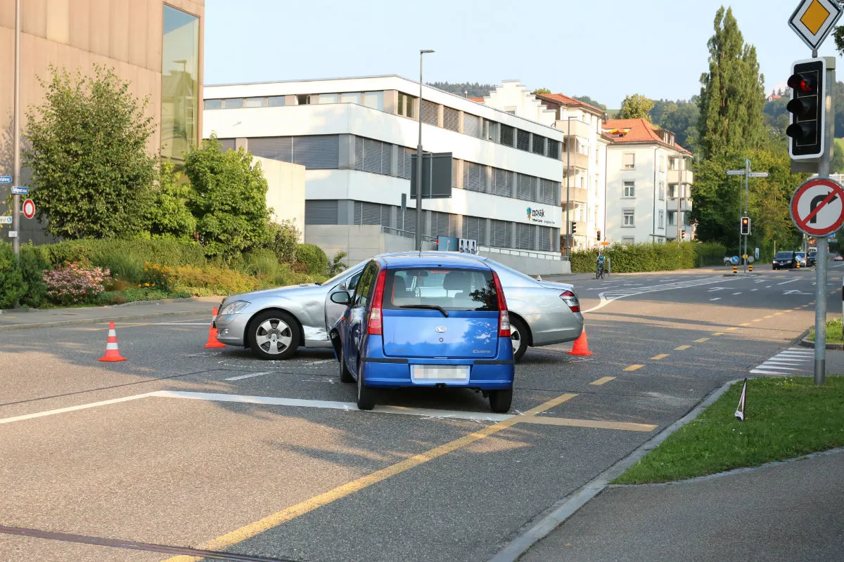 St.Gallen SG - Kollision auf der Splügenbrücke