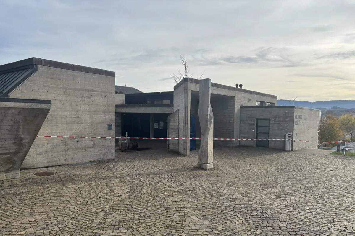 Meilen ZH – Brand im Hallenbad – 14 Personen ins Spital gebracht