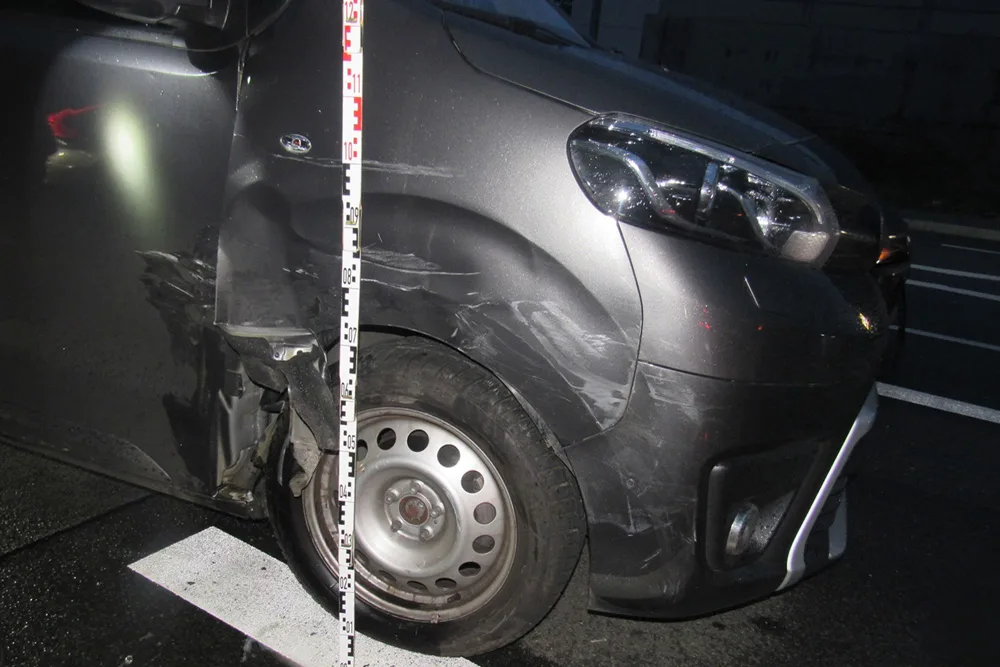 Ratingen – Auffahrunfall mit fünf Fahrzeugen in der Innenstadt