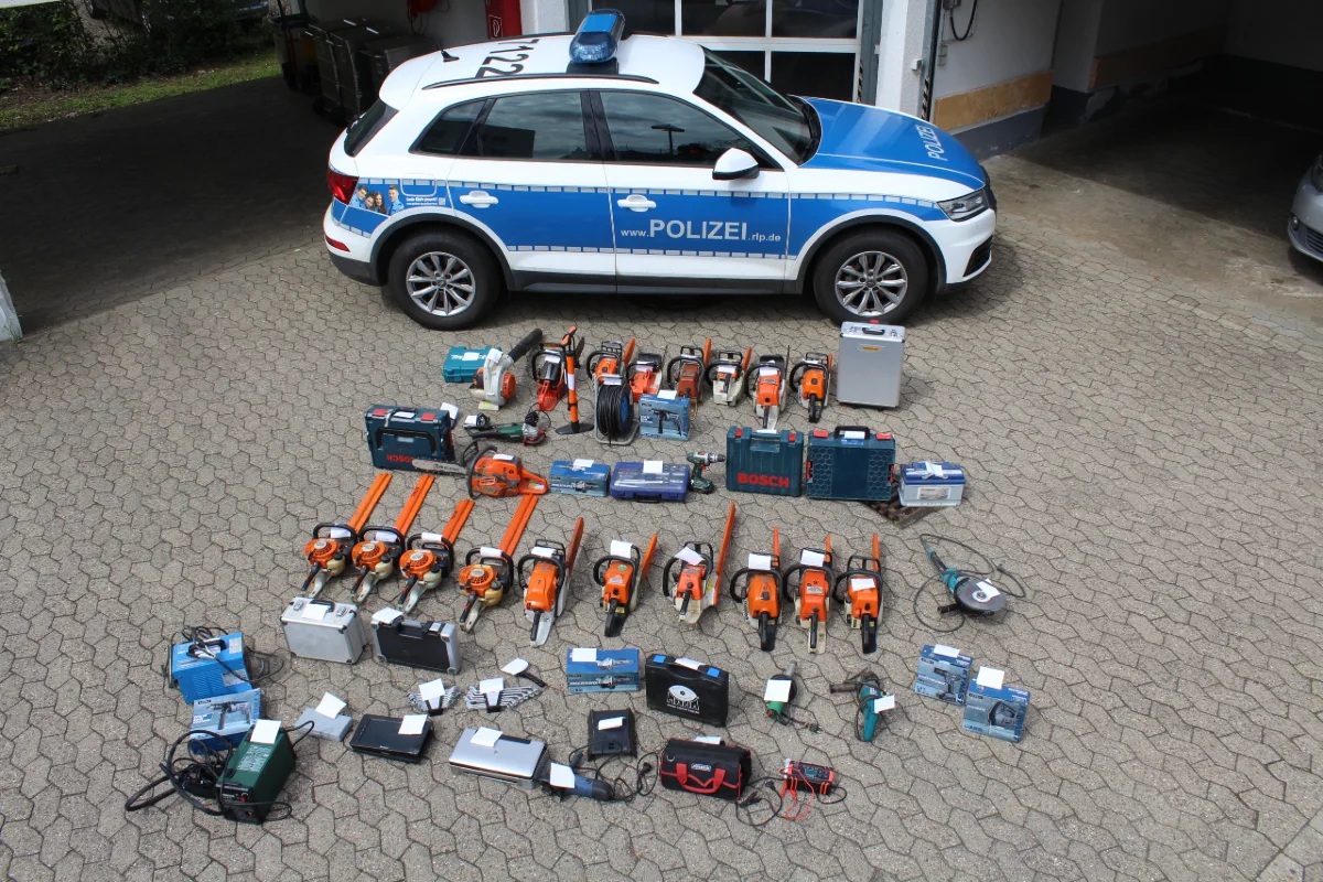 Polizei sichert Diebesgut - 70 Gegenstände in Boppard sichergestellt