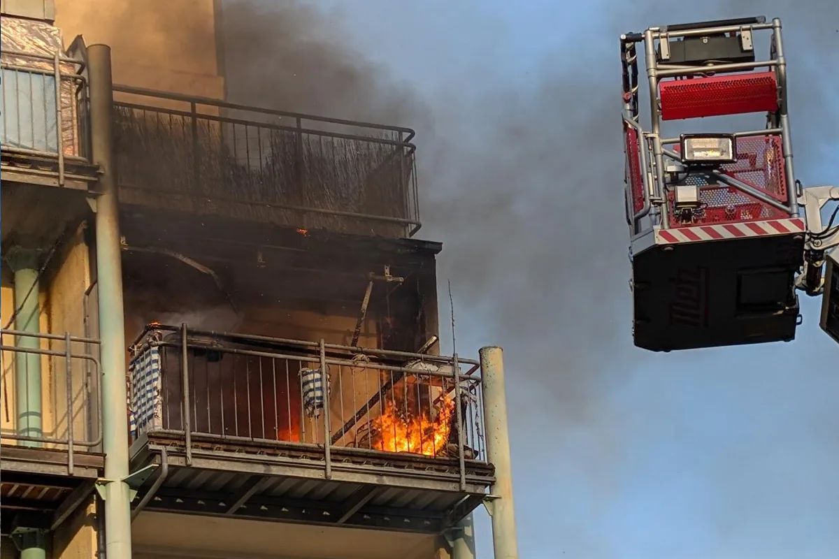 Dresden – Bewohner erleidet Verletzungen bei Brand von Wohnung