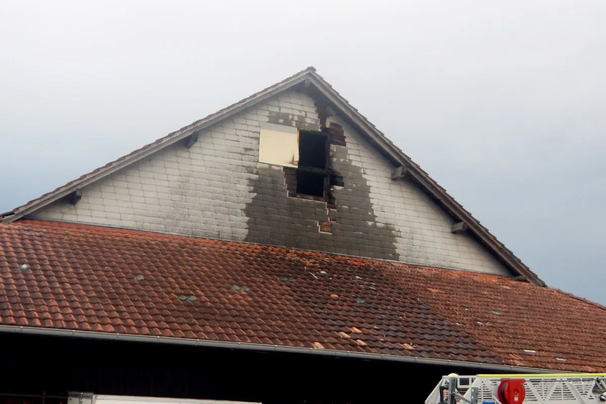 Steinebrunn  - Brand im Dachstock
