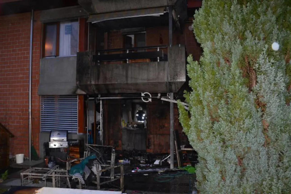 Therwil BL - Brand auf Gartensitzplatz in Mehrfamilienhaus