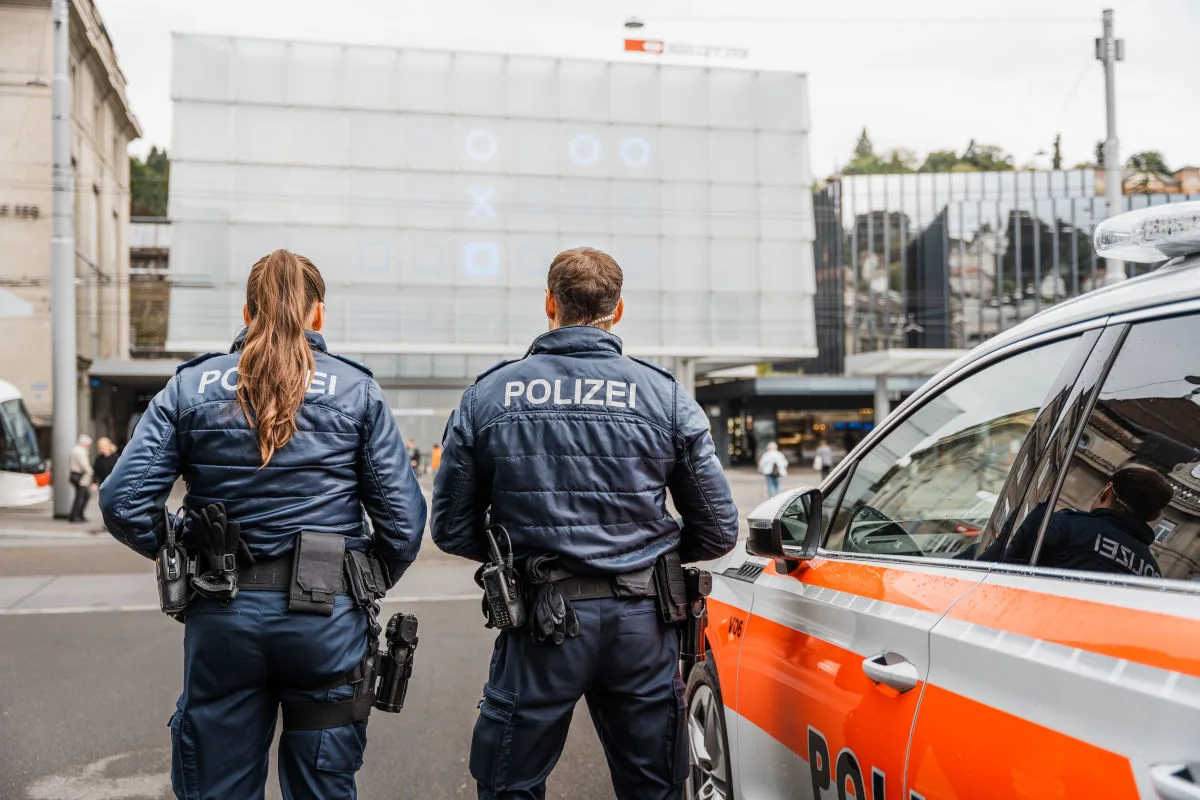 St. Gallen – Frau setzt Pfefferspray gegen Polizist ein