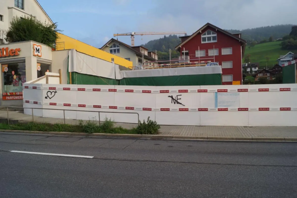 Unterägeri ZG - Nächtliche Sprayereien