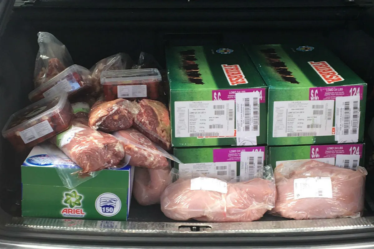 Basel BS - Zwei Wirte schmuggeln 3,5 Tonnen Fleisch in die Schweiz