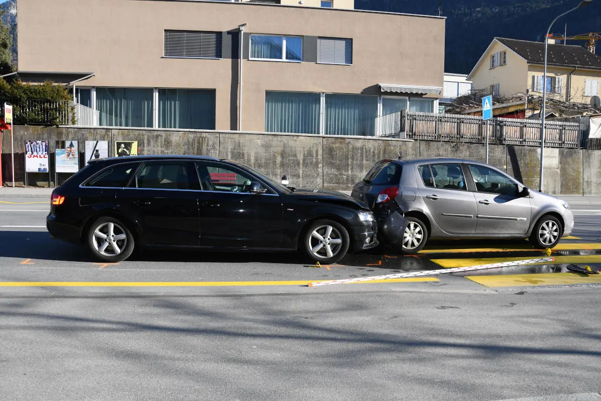 Chur GR - Drei Verletzte nach Auffahrunfall