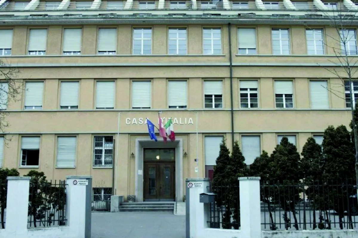 Zürich ZH - Stadtpolizei verhindert illegale Party in "Casa d'Italia"