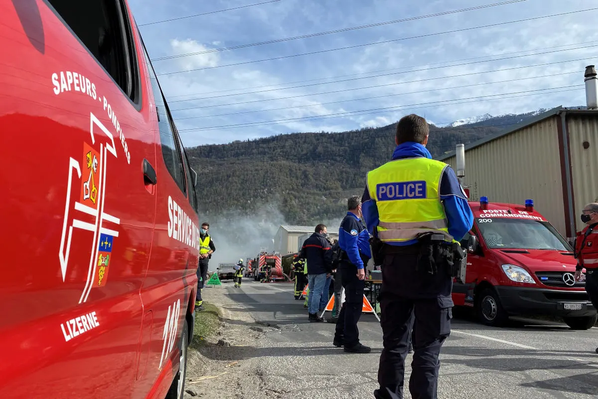 Vétroz VS – Brand in der Lagerhalle eines Abfallverwertungsunternehmens