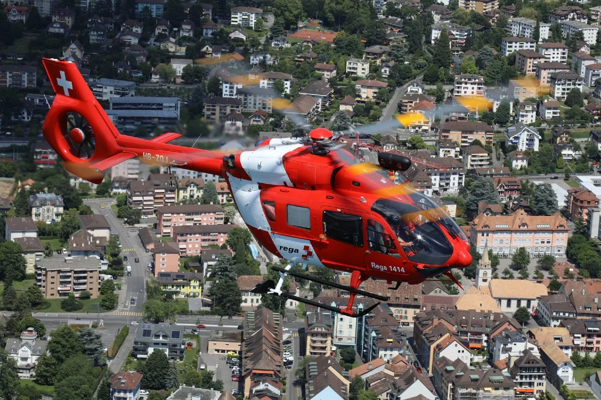 Eglisau ZH – Kind nach Sturz in Weiher in kritischem Zustand