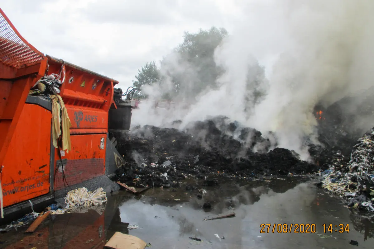 Wischhafen – Brand auf einem Wertstoffhof