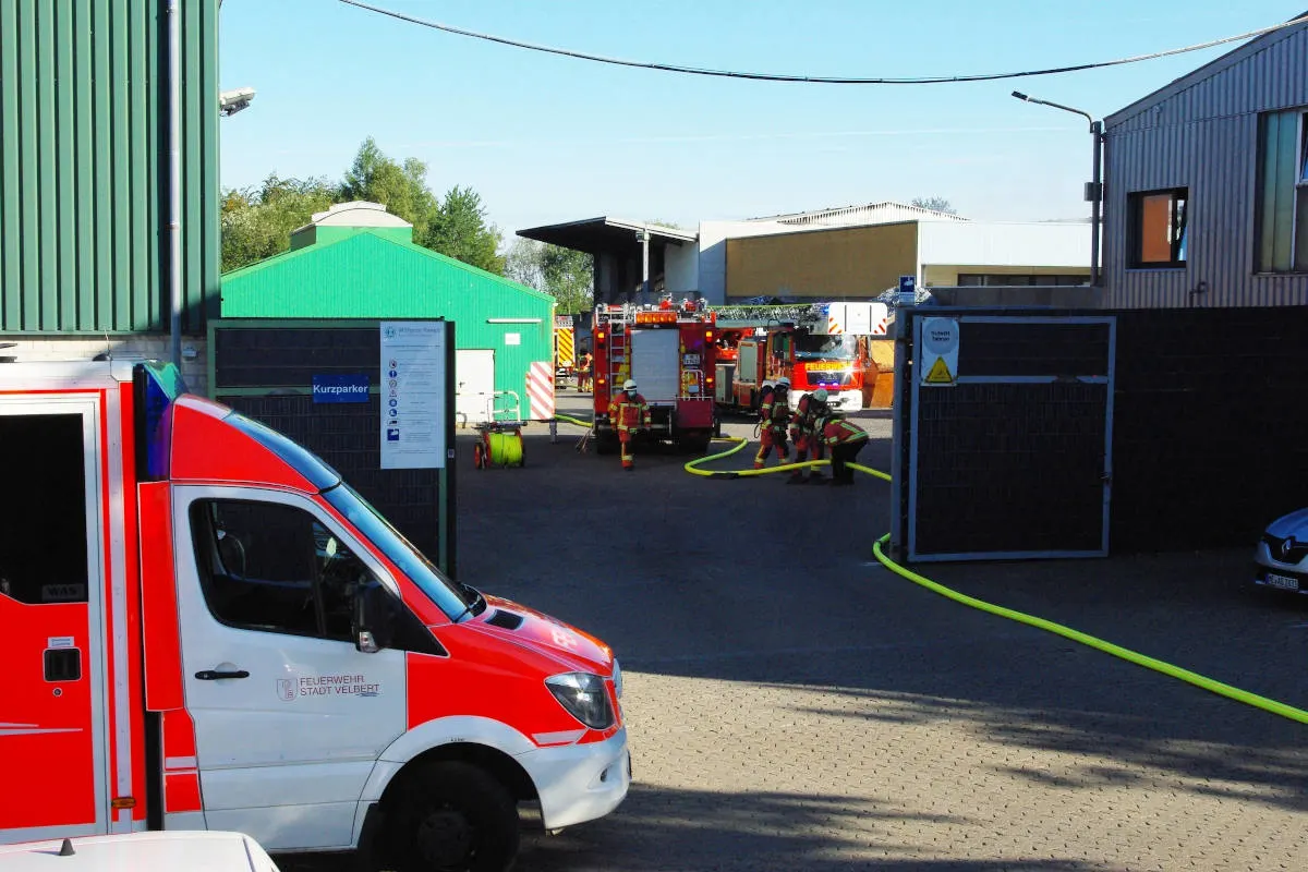 Velbert – Verpuffung löst Großeinsatz aus