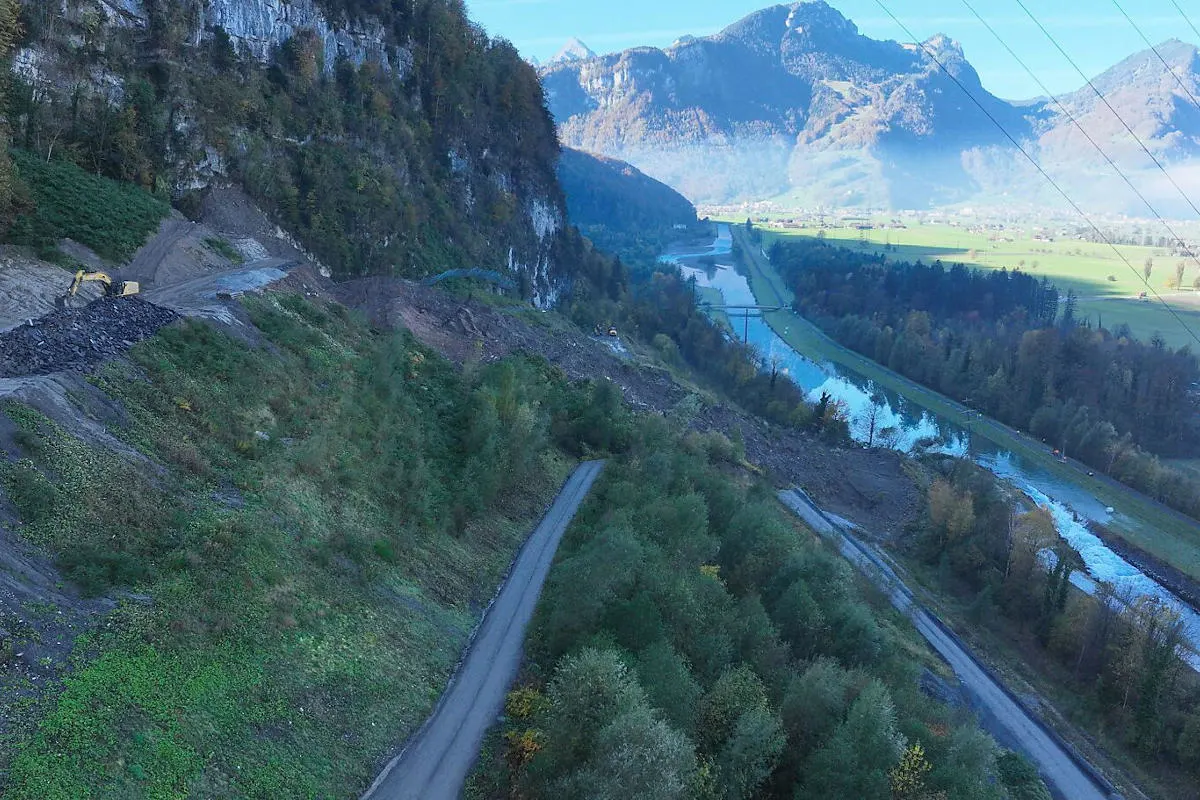 Glarus Nord – Sofortmassnahmen nach Erdrutsch in Planung 
