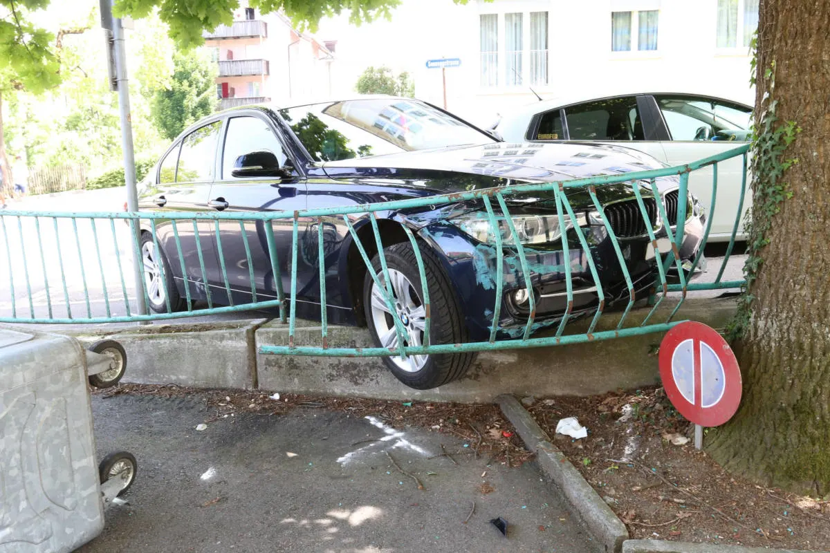 Stadt SG - Brems- und Gaspedal verwechselt