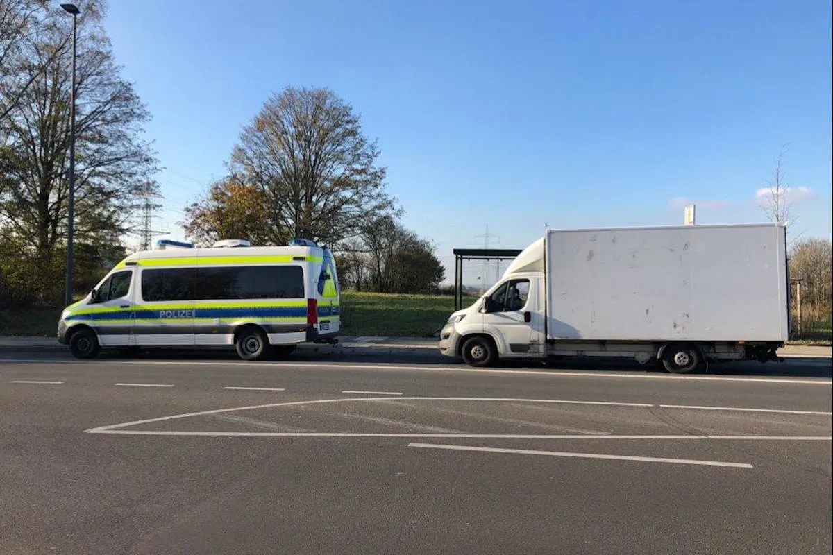 Kontrollen bei Haan – Polizei zieht gleich zwei überladene Lkw aus dem Verkehr