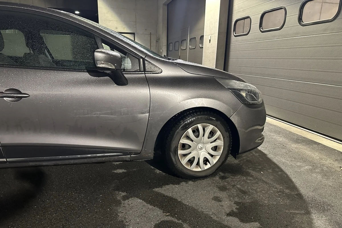 Herisau AR - Mit einem vortrittsberechtigten Fahrzeug kollidiert 