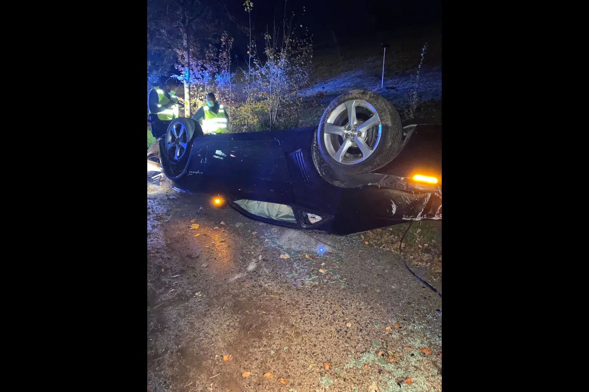 Schwerer Unfall in Brittnau AG – Fahrzeug nach Selbstunfall überschlagen