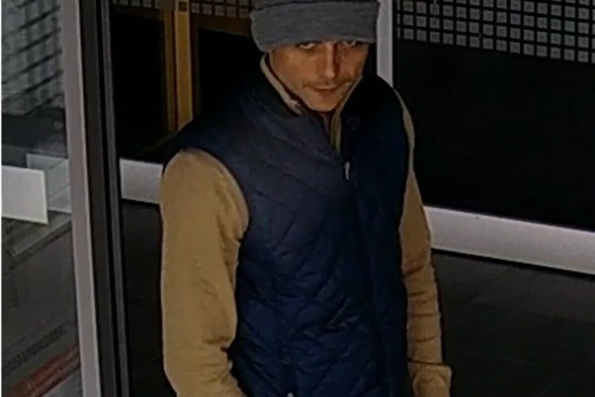Schöppenstedt NI - Mann nach Diebstahl gesucht 