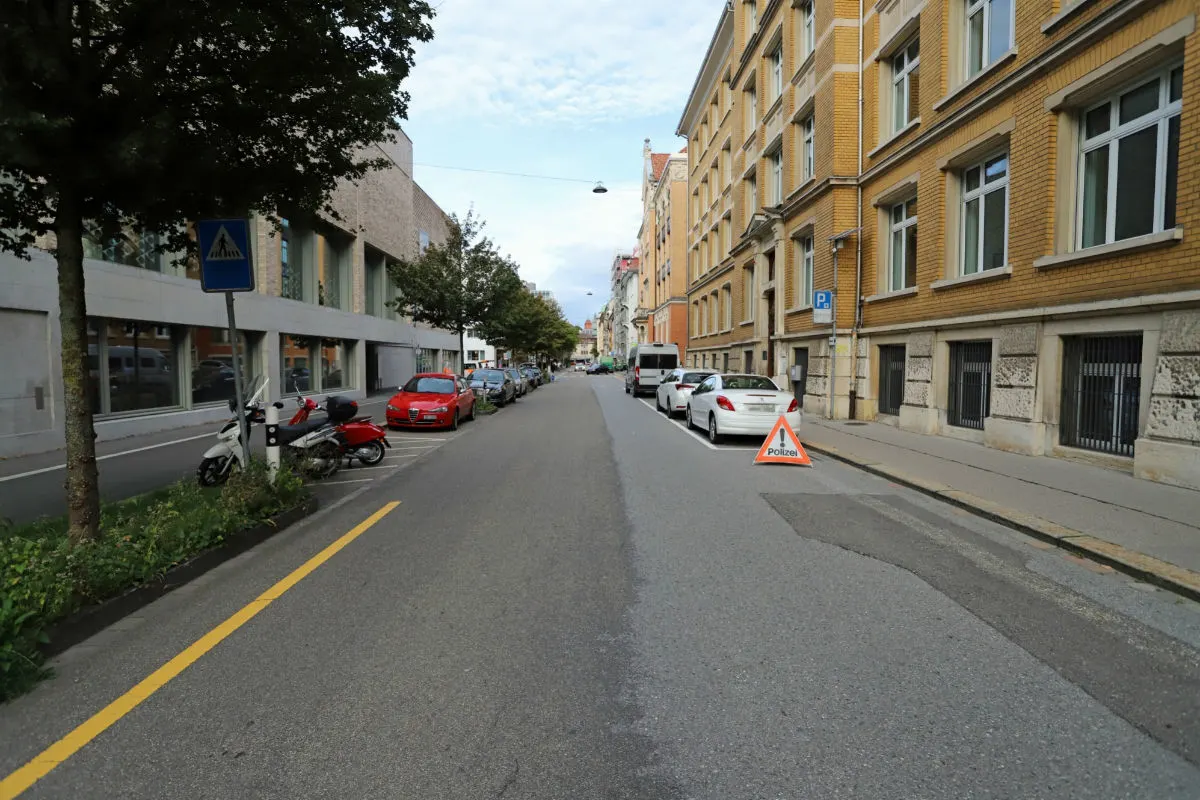 St. Gallen SG - Kollision zwischen Motorrad und Auto - Zeugenaufruf