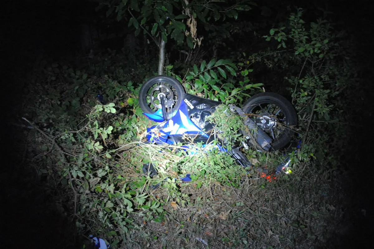 Ramsen SH - Jugendlicher Motorradfahrer nach Sturz verletzt