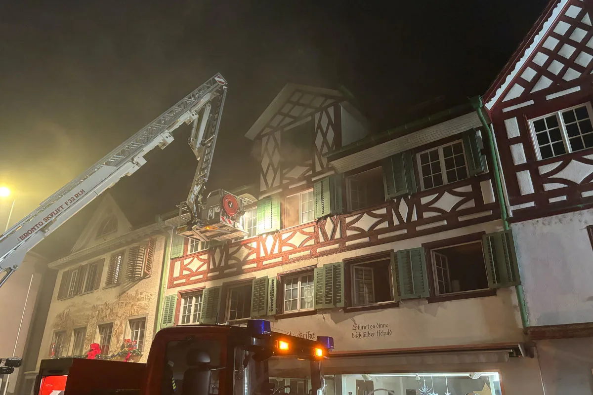 Steckborn TG – Drei Verletzte bei Brand in Mehrfamilienhaus