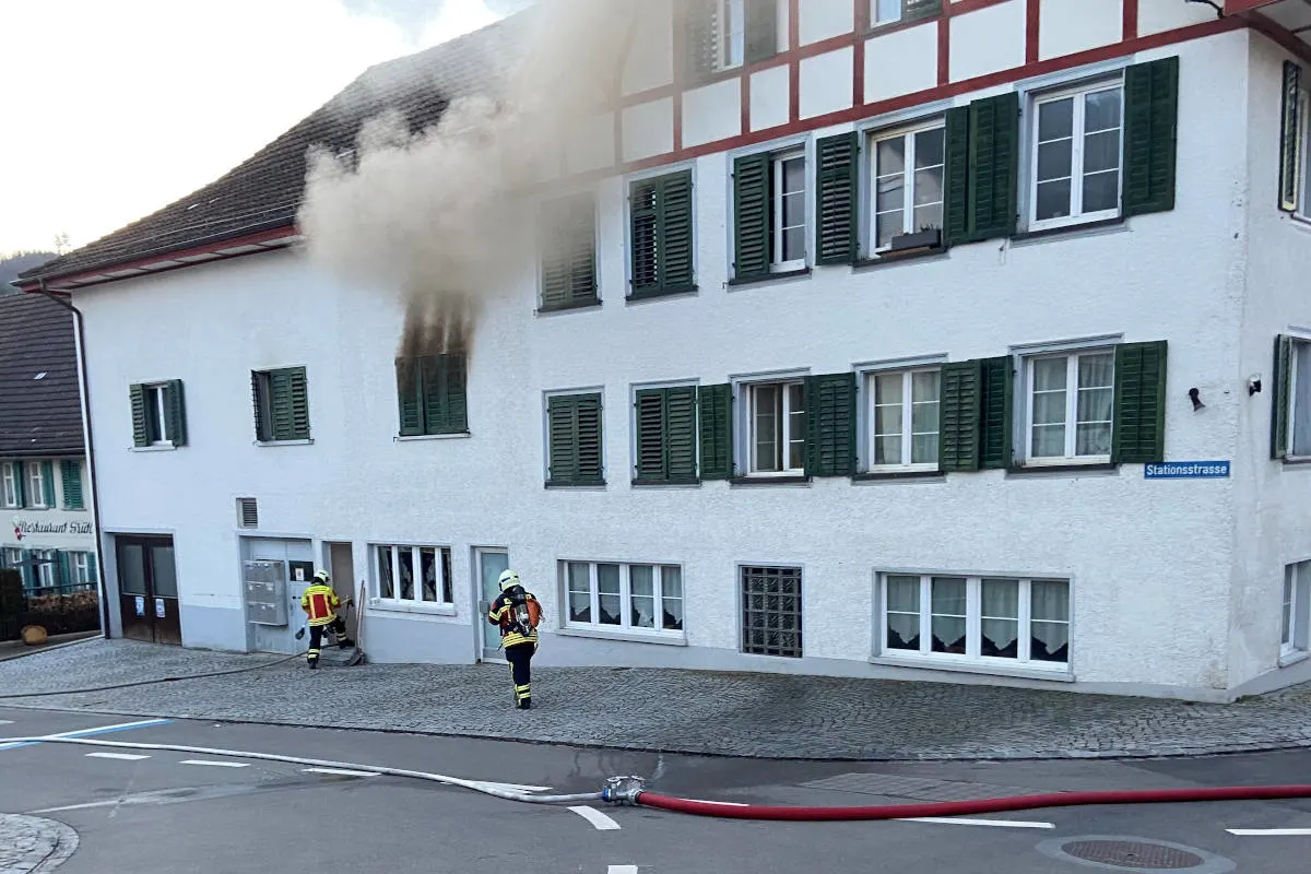 Aadorf TG – Brand in Mehrfamilienhaus