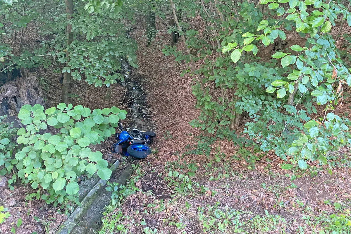 Berlingen TG – Von der Strasse abgekommen und schwer verletzt worden