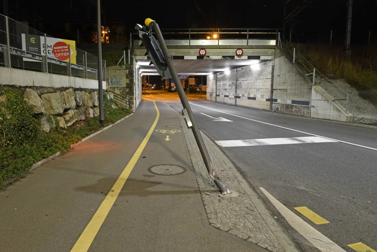 Emmen LU - Dodge spürt Unfallverursacher nach Flucht auf