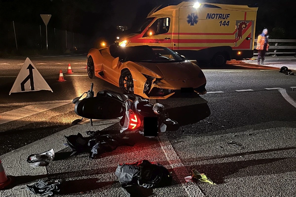 Schwerer Unfall in Muttenz BL - Lamborghini Fahrer übersieht vortrittsberechtigte Rollerfahrerin