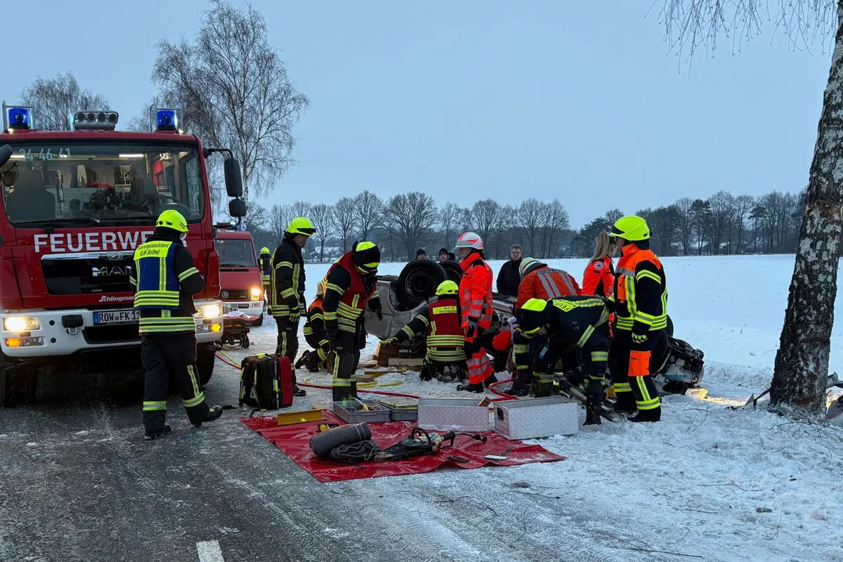 Süderwalsede – 18-Jährige bei Unfall lebensgefährlich verletzt