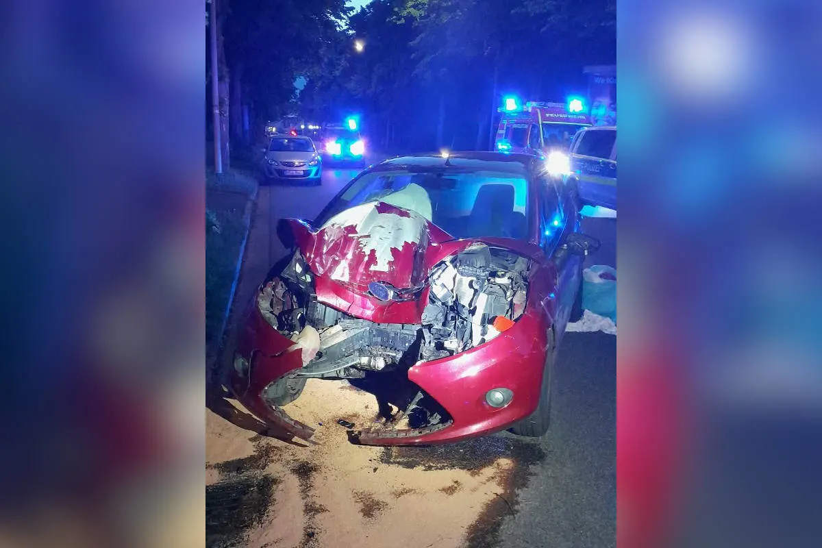 Bremerhaven – Schwerer Verkehrsunfall in Wulsdorf mit einer verletzten Person.
