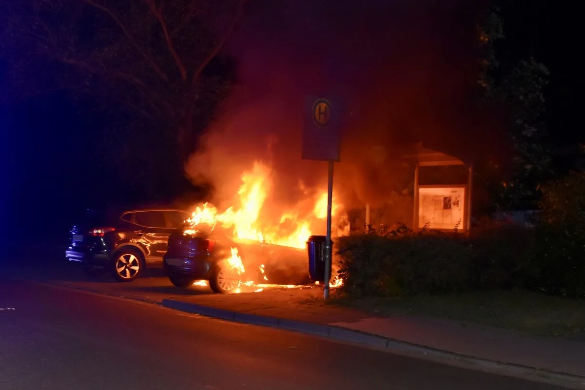 Pongs NW - VW Polo in Brand gesteckt