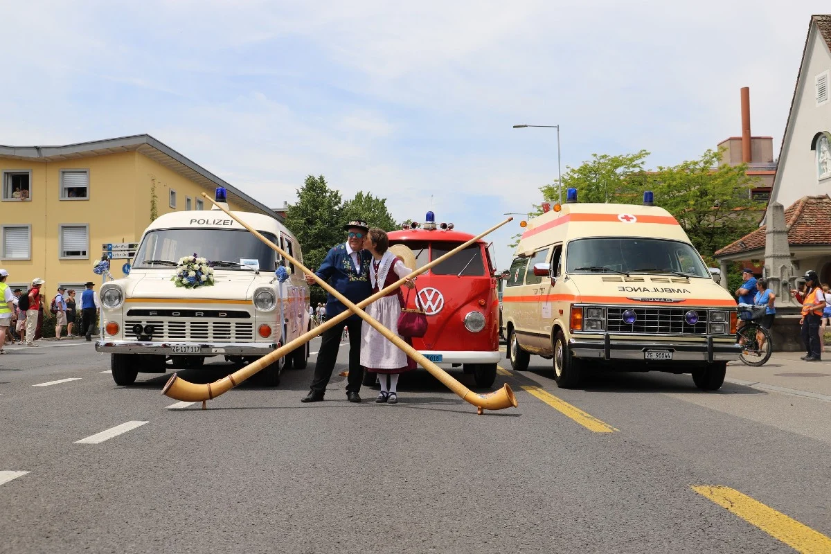 Zug - Das Jodlerfest war auch für Polizei und Rettungsdienste ein friedliches Fest