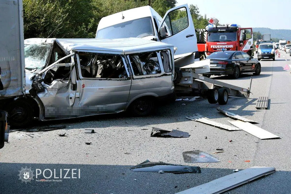 Ramstein-Miesenbach - Glück bei heftiger Auffahrkollision